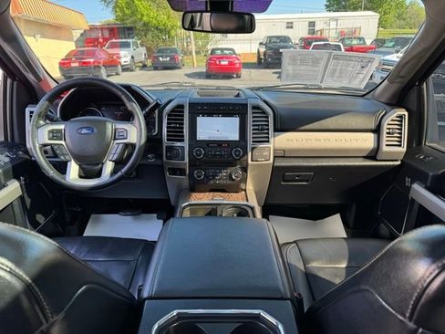 Used 2017 Ford F250 Lariat w/ Lariat Ultimate Package AWD/4WD image 8