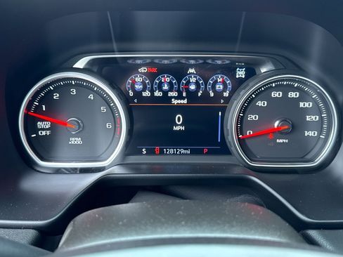 Used 2021 Chevrolet Tahoe Z71 w/ Z71 Off-Road Package image 4