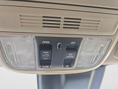 Used 2020 Honda Odyssey EX-L image 30