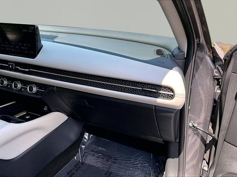 Certified 2025 Honda HR-V EX-L image 18