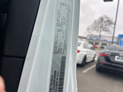 Used 2023 Jeep Wrangler Sahara w/ Cold Weather Group image 57