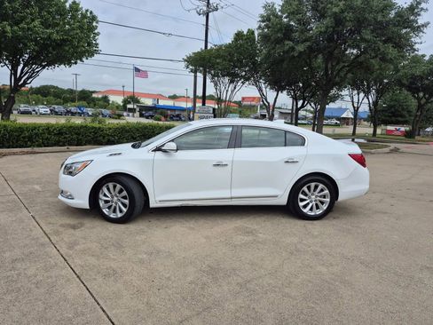 Used 2016 Buick LaCrosse Leather FWD image 2