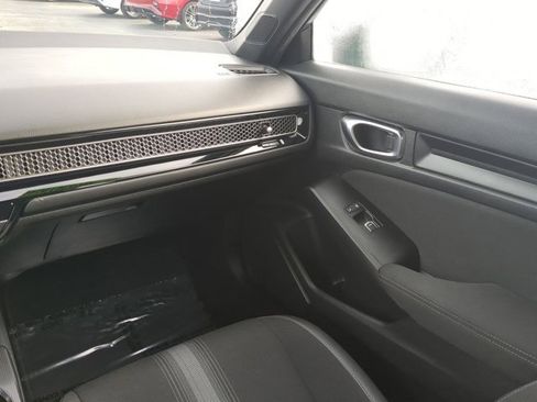 Used 2025 Honda Civic Sport image 16