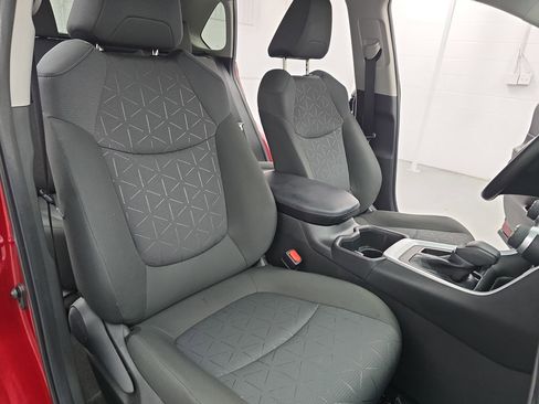 Used 2023 Toyota RAV4 XLE w/ Convenience Package image 10