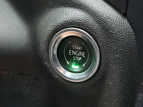 Used 2019 GMC Sierra 1500 AT4 w/ AT4 Premium Package image 18