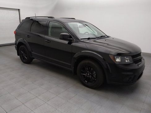 Used 2019 Dodge Journey SE w/ Connectivity Group FWD image 11