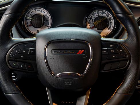 Used 2022 Dodge Challenger R/T Scat Pack RWD image 68