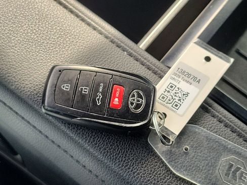 Used 2025 Toyota Tundra SR5 w/ SR5 Convenience Package image 28