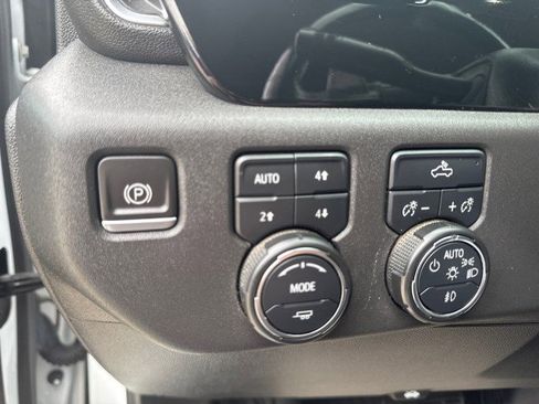 Used 2023 Chevrolet Silverado 1500 RST image 6