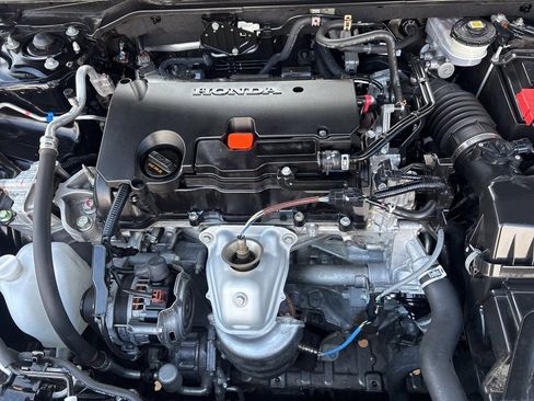 Used 2022 Honda Civic Sport image 35