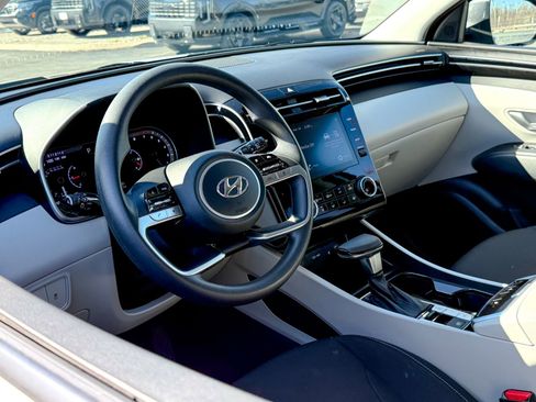 Used 2023 Hyundai Tucson SEL image 14