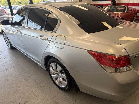 Used 2009 Honda Accord EX image 5