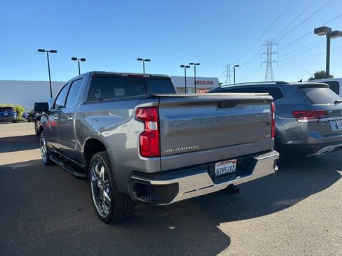 Used 2019 Chevrolet Silverado 1500 LTZ w/ LTZ Plus Package RWD image 4