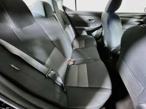 Used 2024 Nissan Sentra SV FWD image 23