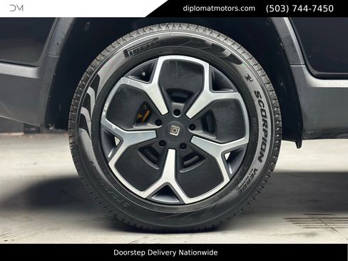 Used 2022 Rivian R1T Launch Edition image 37