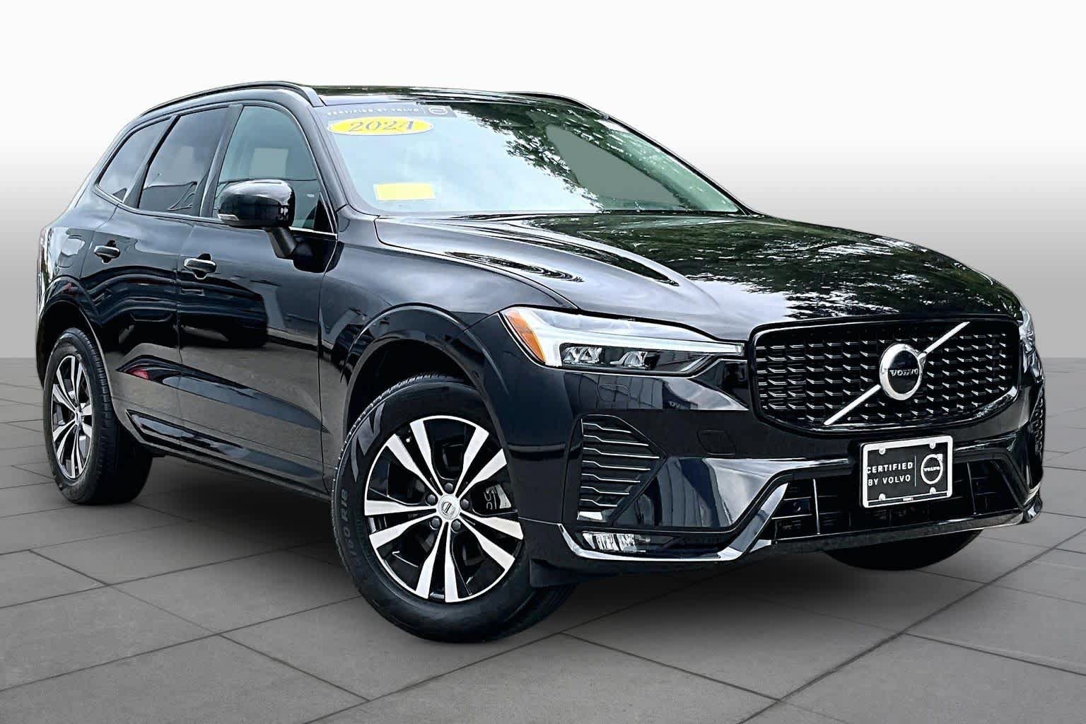 Used 2024 Volvo XC60 B5 Core w/ Protection Package Premier AWD/4WD image 3