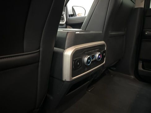 Used 2024 Ford Expedition XLT RWD image 53
