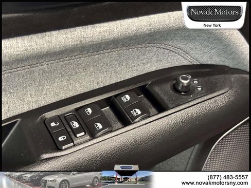 Used 2022 Jeep Compass Latitude image 14