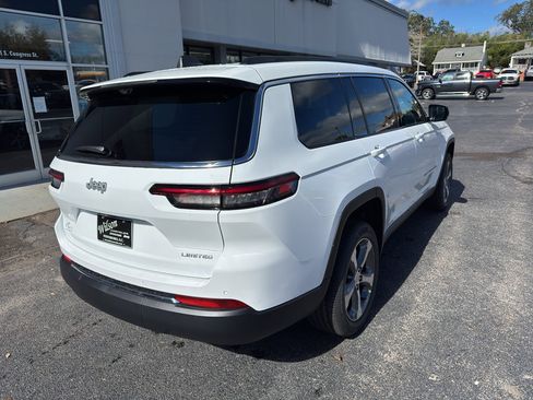 New 2025 Jeep Grand Cherokee L Limited w/ Luxury Tech Group II image 9