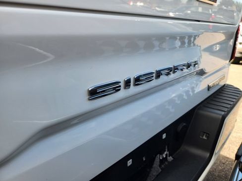 Used 2023 GMC Sierra 1500 Elevation RWD image 8