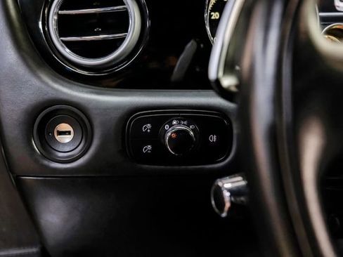 Used 2016 Bentley Continental GT image 34