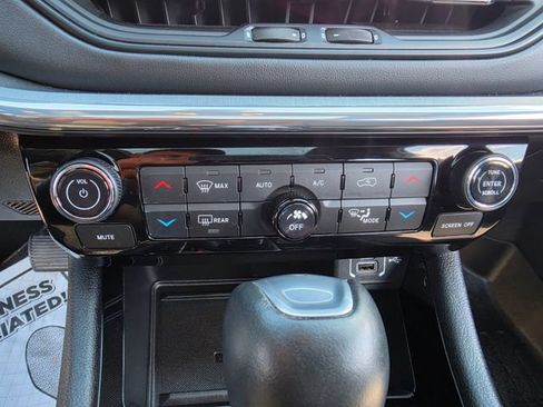 Used 2023 Jeep Compass High Altitude w/ Driver Assist Group I AWD/4WD image 20
