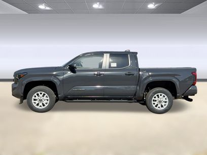 New 2025 Toyota Tacoma SR5