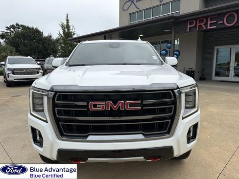 Used 2024 GMC Yukon AT4 AWD/4WD image 4