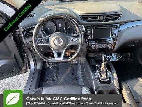 Used 2022 Nissan Rogue Sport SL AWD/4WD image 18