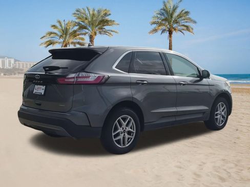 Used 2024 Ford Edge SEL AWD/4WD image 8