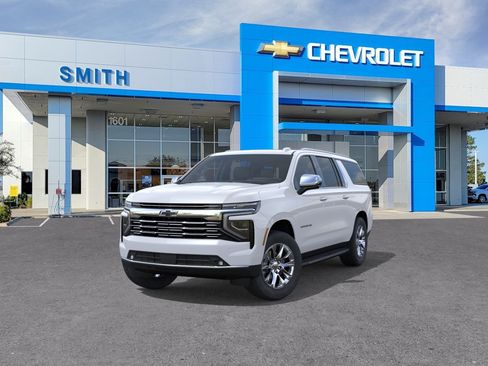 New 2026 Chevrolet Suburban Premier AWD/4WD image 8