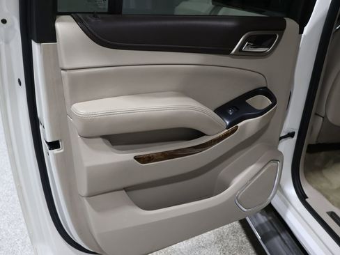 Used 2015 GMC Yukon XL Denali w/ Touring Package image 23