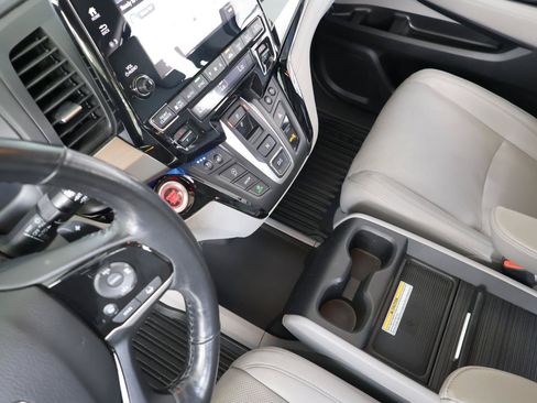 Used 2018 Honda Odyssey Elite image 44