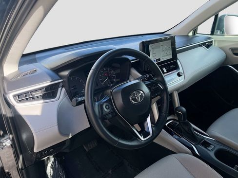 Used 2024 Toyota Corolla Cross LE w/ Black Badges Package (TMS) image 9