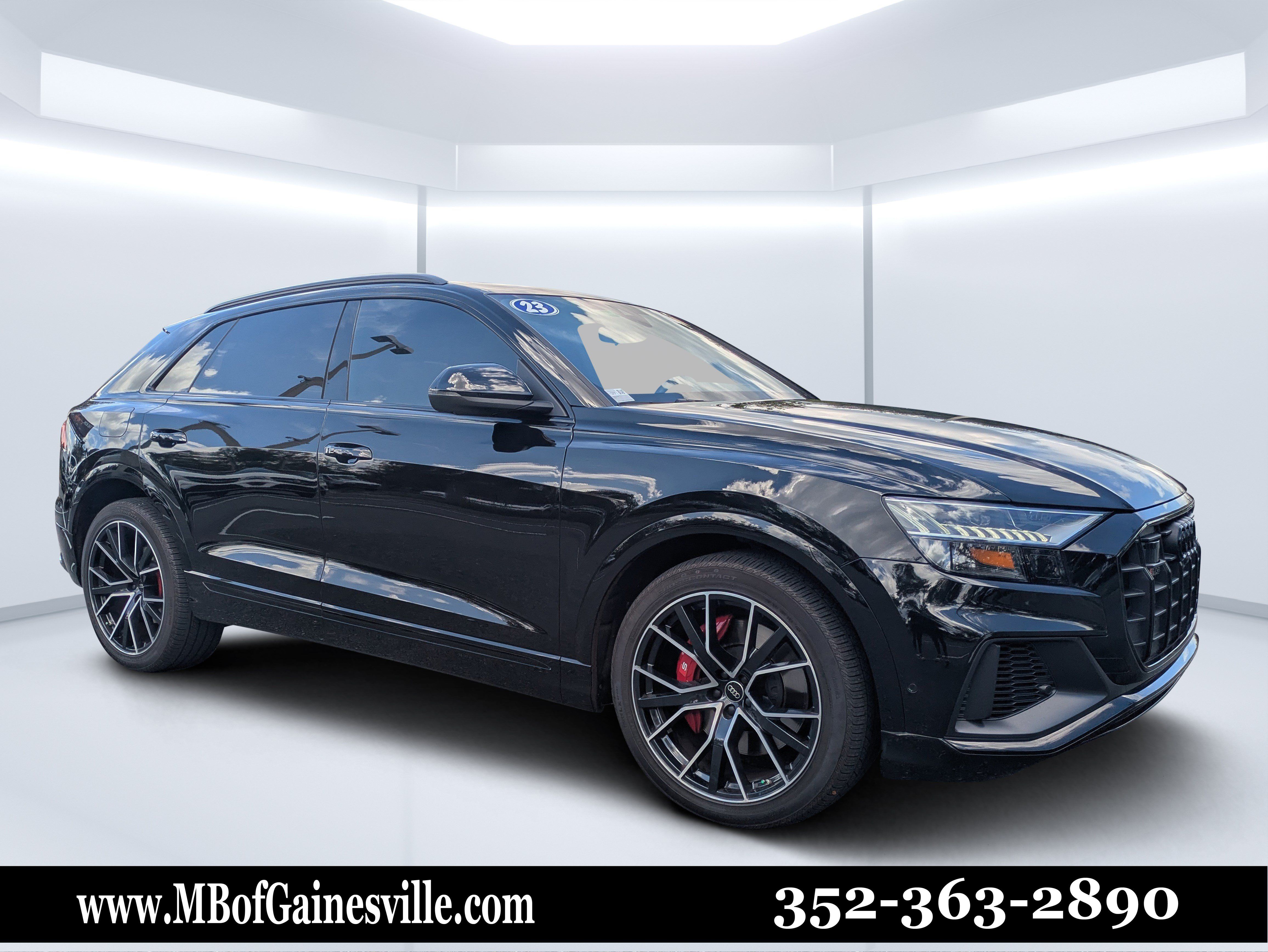 Used 2023 Audi SQ8 Prestige AWD/4WD image 1