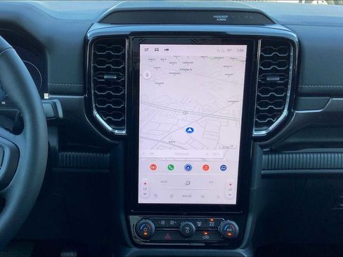 Used 2025 Ford Ranger Lariat w/ FX4 Off-Road Package image 6