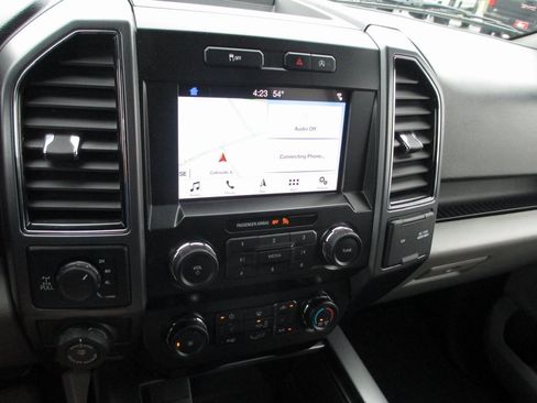 Used 2019 Ford F150 XLT w/ Equipment Group 302A Luxury image 26