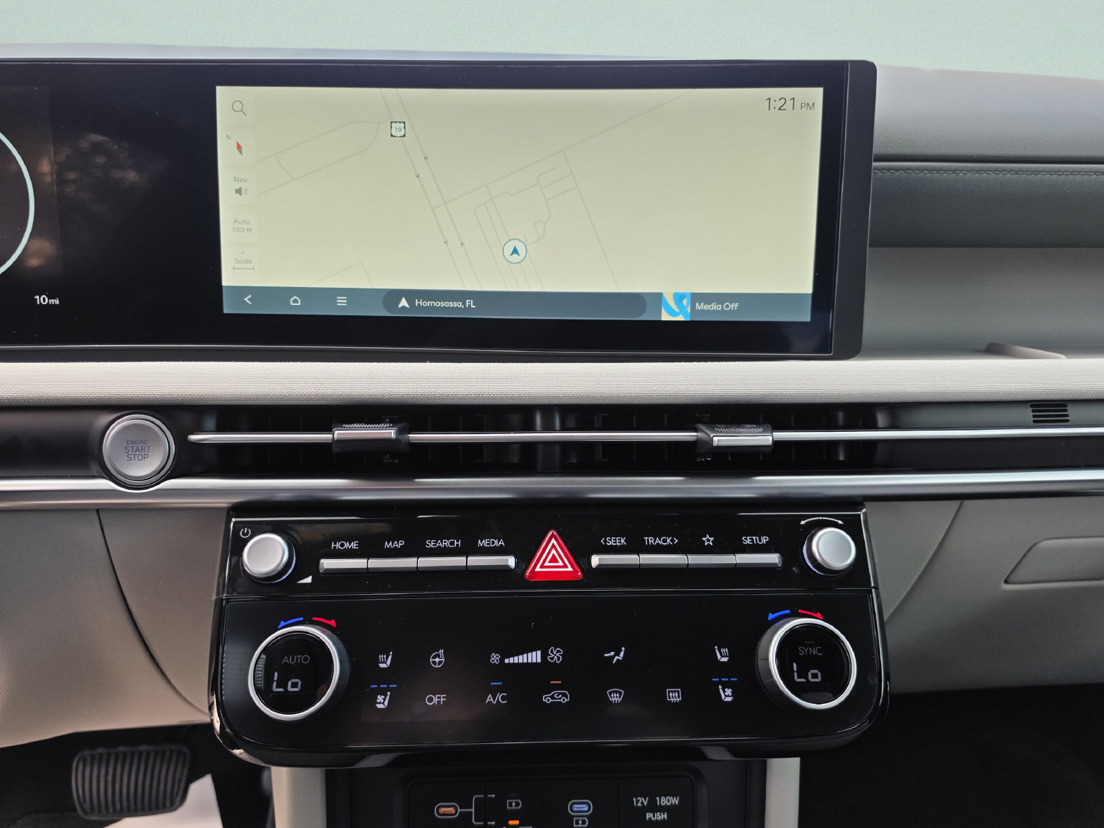 New 2026 Hyundai Tucson Limited FWD image 25