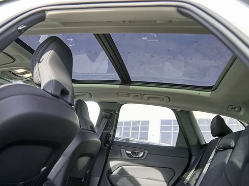 New 2026 Volvo XC60 B5 Plus w/ Climate Package image 22