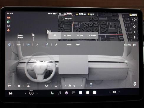 Used 2023 Tesla Model 3 Standard Range image 16