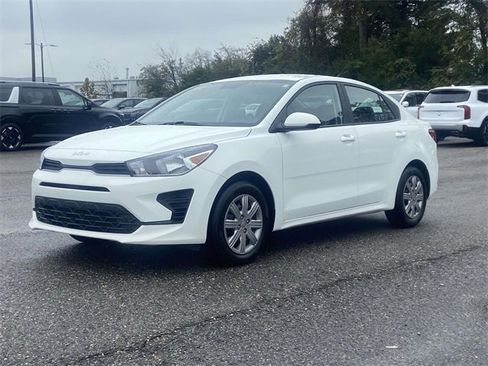 Used 2023 Kia Rio LX image 7