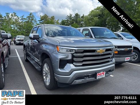 Used 2025 Chevrolet Silverado 1500 High Country w/ Technology Package AWD/4WD image 1