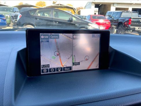 Used 2015 Lexus CT 200h Hybrid image 30