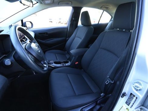 Used 2023 Toyota Corolla LE image 22