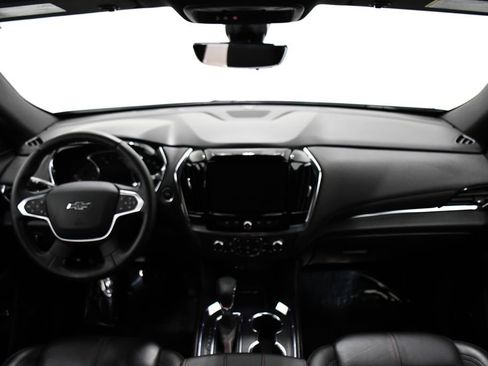 Used 2023 Chevrolet Traverse RS w/ LPO, Floor Liner Package image 8