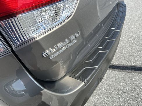 Used 2020 Subaru Forester Premium AWD/4WD image 11