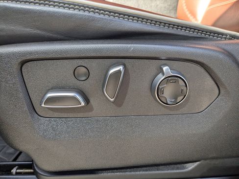 Used 2023 GMC Yukon XL Denali Ultimate image 22