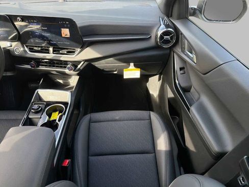 New 2026 Chevrolet Equinox LT w/ Convenience Package II image 13