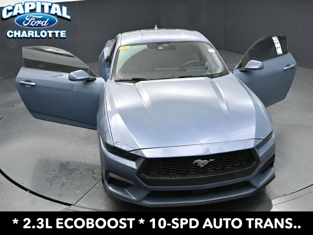 Used 2026 Ford Mustang Coupe RWD image 31