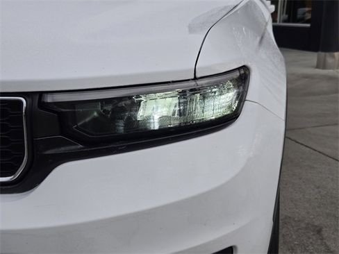 Used 2023 Jeep Grand Cherokee L Laredo image 33